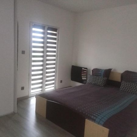 Maison A La Campagne Pres De La Ville Aiglemont Dış mekan fotoğraf